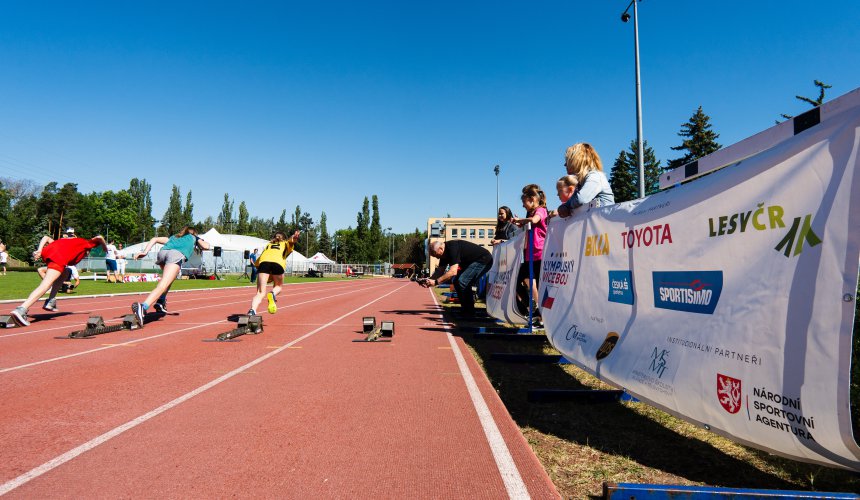 Lesy České republiky pomáhají. Coby partner Olympijského víceboje podpoří děti v pohybu