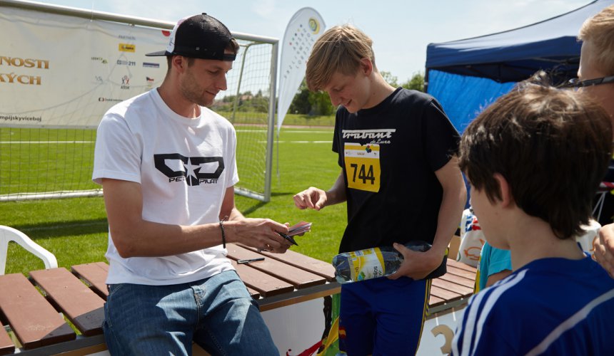 Tábor hostil největší krajské kolo ! Děti při OVOV podpořil i freestyle motokrosař Petr Pilát