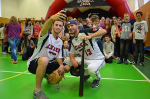 Baseballová show na ZŠ a MŠ Újezd